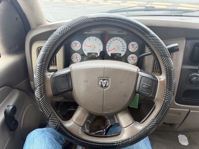 2005 Dodge Ram 2500 ST Pickup 2D 8 ft