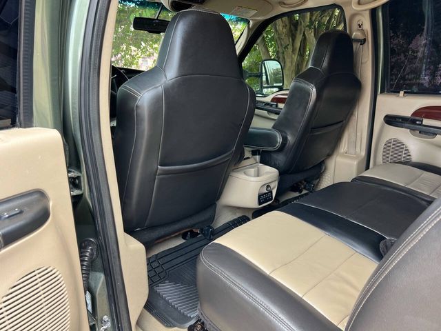 2005 Ford Excursion Eddie Bauer | Houston, TX | Houston Auto Credit 2005 Ford Excursion Eddie Bauer | Houston, TX | Houston Auto Credit