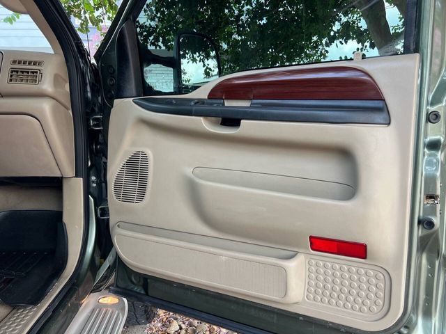 2005 Ford Excursion Eddie Bauer | Houston, TX | Houston Auto Credit 2005 Ford Excursion Eddie Bauer | Houston, TX | Houston Auto Credit