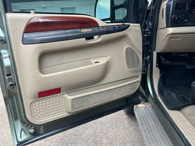 2005 Ford Excursion Eddie Bauer | Houston, TX | Houston Auto Credit 2005 Ford Excursion Eddie Bauer | Houston, TX | Houston Auto Credit