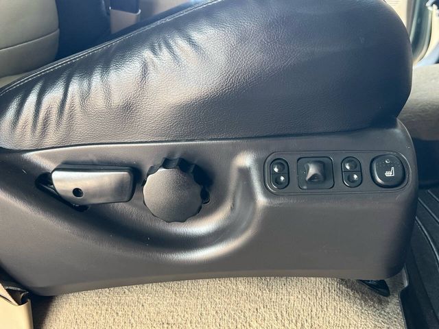 2005 Ford Excursion Eddie Bauer | Houston, TX | Houston Auto Credit 2005 Ford Excursion Eddie Bauer | Houston, TX | Houston Auto Credit