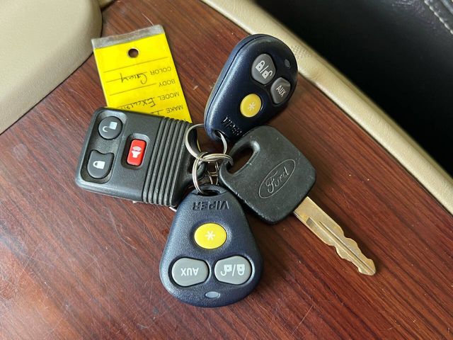 2005 Ford Excursion Eddie Bauer | Houston, TX | Houston Auto Credit 2005 Ford Excursion Eddie Bauer | Houston, TX | Houston Auto Credit