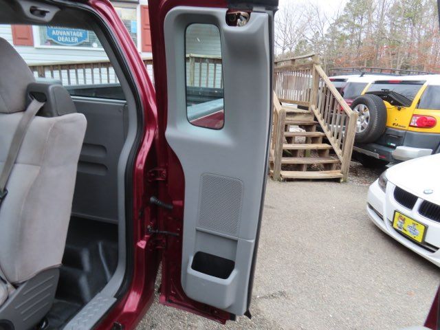 2005 Ford F-150 XL Long Bed 2WD