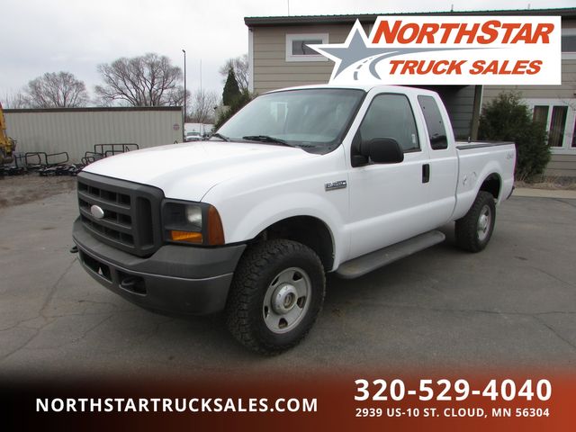 2005 F-250 Super Duty 4x4 Ex Cab Short Bed XL | St Cloud MN | NorthStar Truck Sales