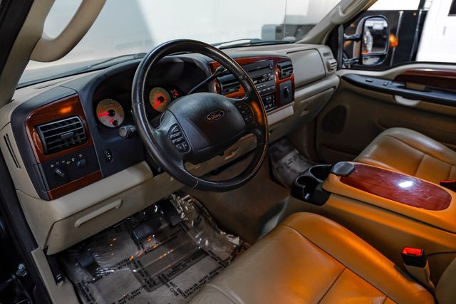 2005 Ford F-350 Super Duty Lariat FX4 Western Hauler 1 OWNER Low Miles | Dallas, TX | East Dallas Diesel 2005 Ford F-350 Super Duty Lariat FX4 Western Hauler 1 OWNER Low Miles | Dallas, TX | East Dallas Diesel