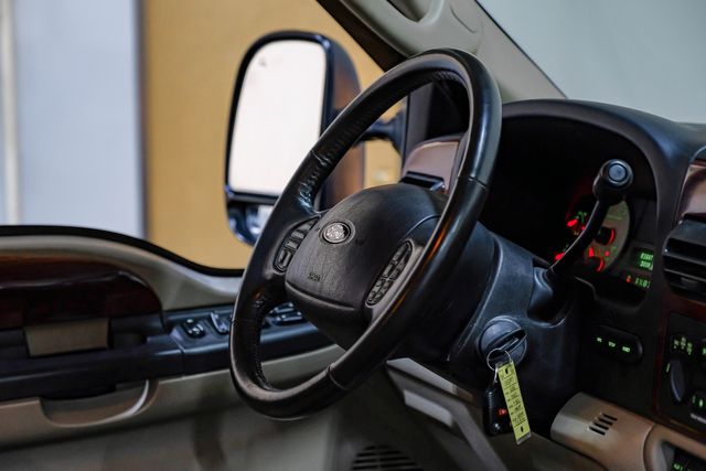 2005 Ford F-350 Super Duty Lariat FX4 Western Hauler 1 OWNER Low Miles | Dallas, TX | East Dallas Diesel 2005 Ford F-350 Super Duty Lariat FX4 Western Hauler 1 OWNER Low Miles | Dallas, TX | East Dallas Diesel