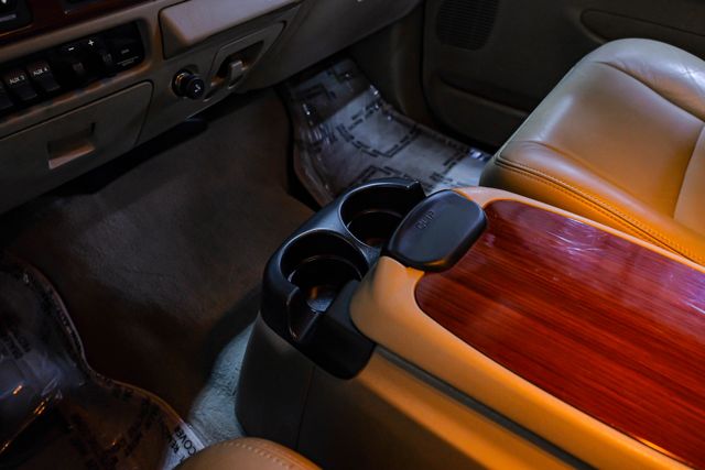 2005 Ford F-350 Super Duty Lariat FX4 Western Hauler 1 OWNER Low Miles | Dallas, TX | East Dallas Diesel 2005 Ford F-350 Super Duty Lariat FX4 Western Hauler 1 OWNER Low Miles | Dallas, TX | East Dallas Diesel