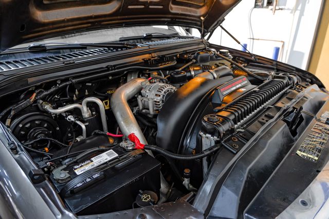 2005 Ford F-350 Super Duty Lariat FX4 Western Hauler 1 OWNER Low Miles | Dallas, TX | East Dallas Diesel 2005 Ford F-350 Super Duty Lariat FX4 Western Hauler 1 OWNER Low Miles | Dallas, TX | East Dallas Diesel