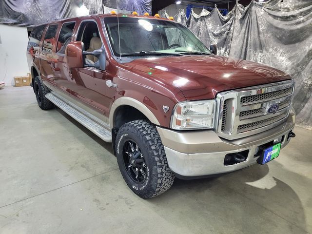 2005 Ford F-350 Excursion Lariat King Rang V10 6 Door | Dickinson, ND | Autorama Auto Sales and Rentals 2005 Ford F-350 Excursion Lariat King Rang V10 6 Door | Dickinson, ND | Autorama Auto Sales and Rentals