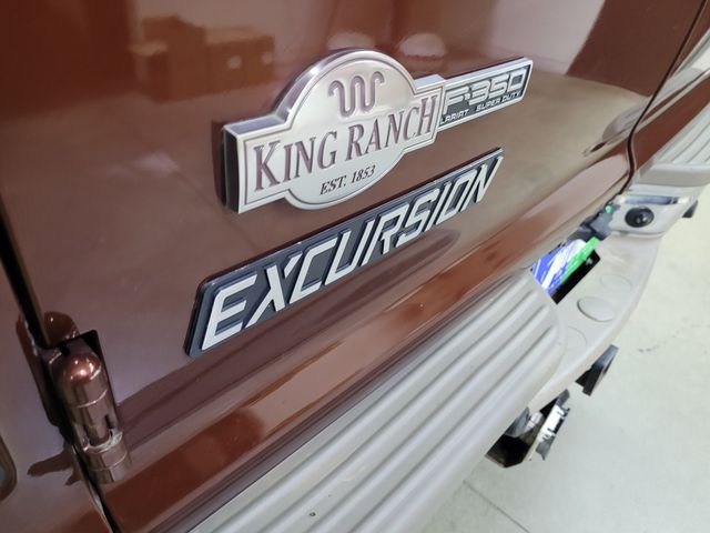 2005 Ford F-350 Excursion Lariat King Rang V10 6 Door | Dickinson, ND | Autorama Auto Sales and Rentals 2005 Ford F-350 Excursion Lariat King Rang V10 6 Door | Dickinson, ND | Autorama Auto Sales and Rentals