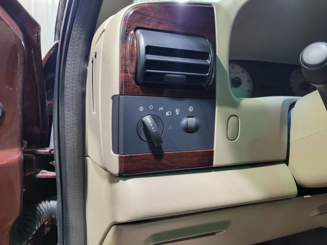 2005 Ford F-350 Excursion Lariat King Rang V10 6 Door | Dickinson, ND | Autorama Auto Sales and Rentals 2005 Ford F-350 Excursion Lariat King Rang V10 6 Door | Dickinson, ND | Autorama Auto Sales and Rentals