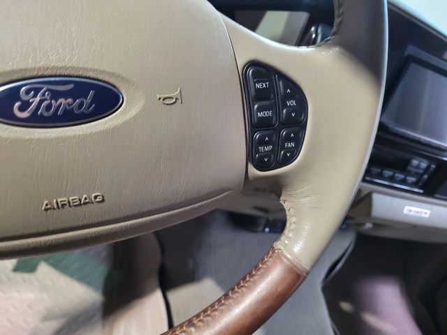 2005 Ford F-350 Excursion Lariat King Rang V10 6 Door | Dickinson, ND | Autorama Auto Sales and Rentals 2005 Ford F-350 Excursion Lariat King Rang V10 6 Door | Dickinson, ND | Autorama Auto Sales and Rentals