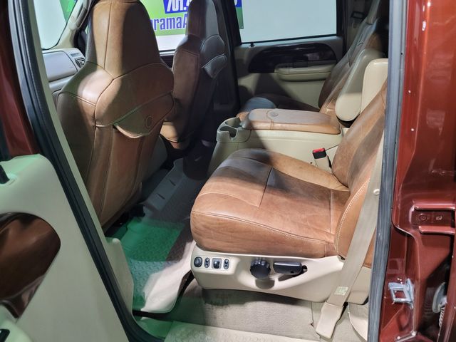 2005 Ford F-350 Excursion Lariat King Rang V10 6 Door | Dickinson, ND | Autorama Auto Sales and Rentals 2005 Ford F-350 Excursion Lariat King Rang V10 6 Door | Dickinson, ND | Autorama Auto Sales and Rentals