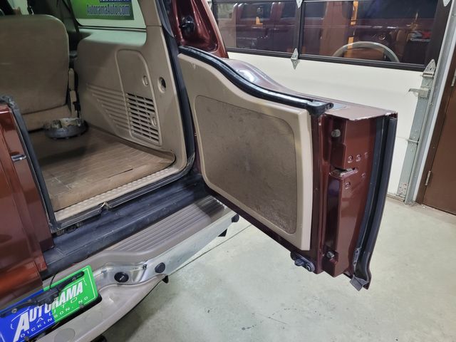2005 Ford F-350 Excursion Lariat King Rang V10 6 Door | Dickinson, ND | Autorama Auto Sales and Rentals 2005 Ford F-350 Excursion Lariat King Rang V10 6 Door | Dickinson, ND | Autorama Auto Sales and Rentals