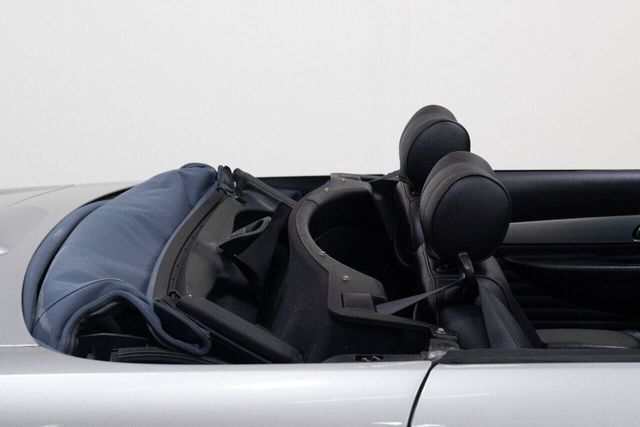 2005 Ford Thunderbird Deluxe | Houston, TX | Houston Auto Credit 2005 Ford Thunderbird Deluxe | Houston, TX | Houston Auto Credit