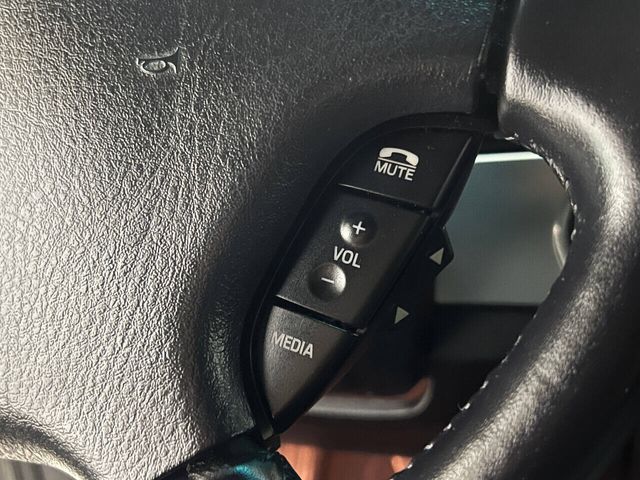 2005 Ford Thunderbird Deluxe | Houston, TX | Houston Auto Credit 2005 Ford Thunderbird Deluxe | Houston, TX | Houston Auto Credit