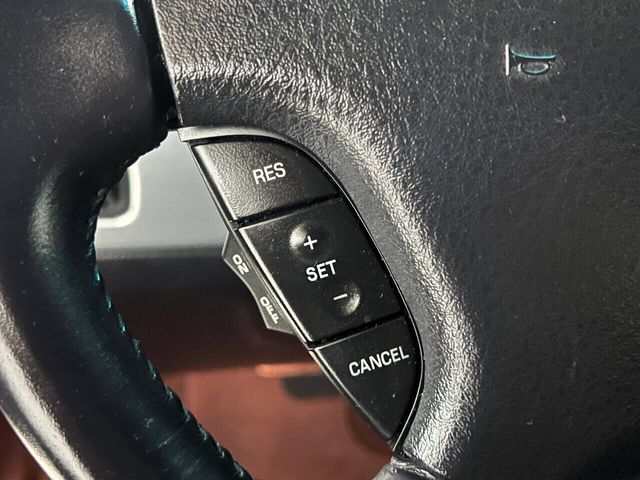 2005 Ford Thunderbird Deluxe | Houston, TX | Houston Auto Credit 2005 Ford Thunderbird Deluxe | Houston, TX | Houston Auto Credit