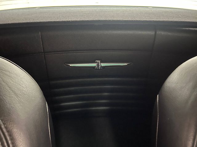 2005 Ford Thunderbird Deluxe | Houston, TX | Houston Auto Credit 2005 Ford Thunderbird Deluxe | Houston, TX | Houston Auto Credit