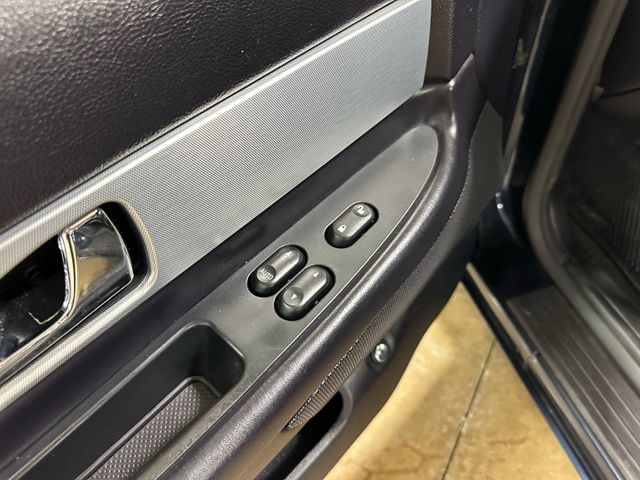 2005 Ford Thunderbird Premium 50th Anniversary Rare 1o 145 | Irving, Texas | Hopper Motorplex 2005 Ford Thunderbird Premium 50th Anniversary Rare 1o 145 | Irving, Texas | Hopper Motorplex