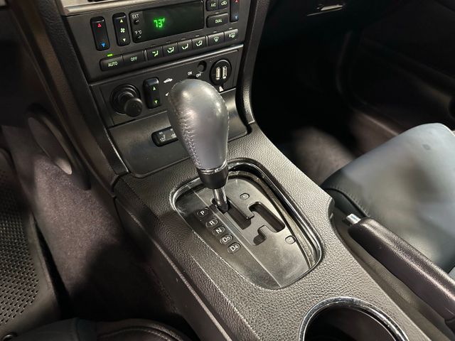 2005 Ford Thunderbird Premium 50th Anniversary Rare 1o 145 | Irving, Texas | Hopper Motorplex 2005 Ford Thunderbird Premium 50th Anniversary Rare 1o 145 | Irving, Texas | Hopper Motorplex