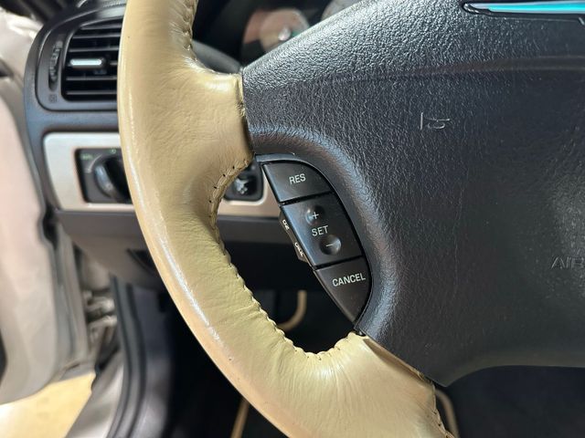 2005 Ford Thunderbird Base | Irving, Texas | Hopper Motorplex
