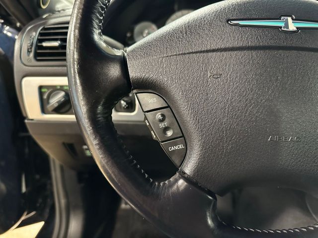 2005 Ford Thunderbird Deluxe