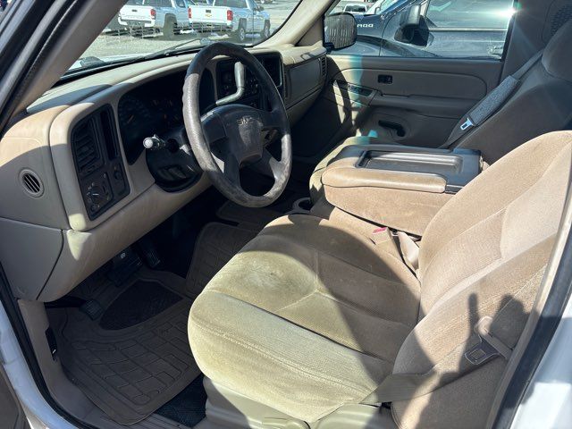 2005 GMC Sierra 1500 Base
