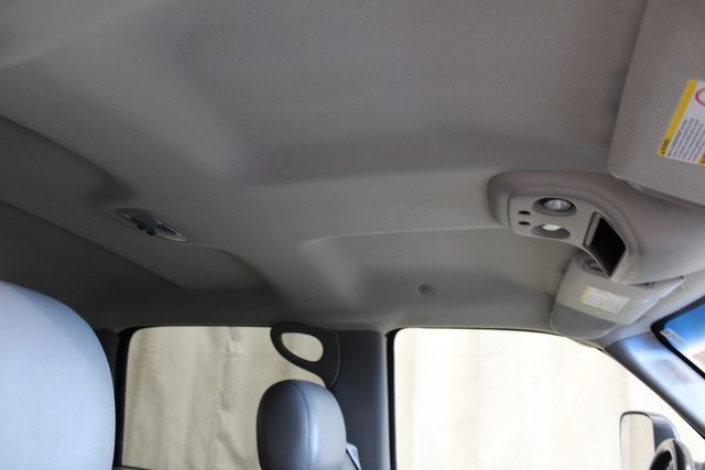 2005 GMC Sierra 2500HD Diesel 4x4 SLT | Roscoe, IL | Autoland Outlets 2005 GMC Sierra 2500HD Diesel 4x4 SLT | Roscoe, IL | Autoland Outlets