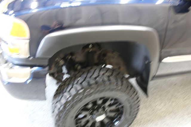 2005 GMC Sierra 2500HD Diesel 4x4 SLT | Roscoe, IL | Autoland Outlets 2005 GMC Sierra 2500HD Diesel 4x4 SLT | Roscoe, IL | Autoland Outlets