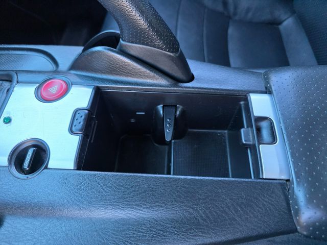 2005 Honda S2000 Roadster 2005 Honda S2000 Roadster