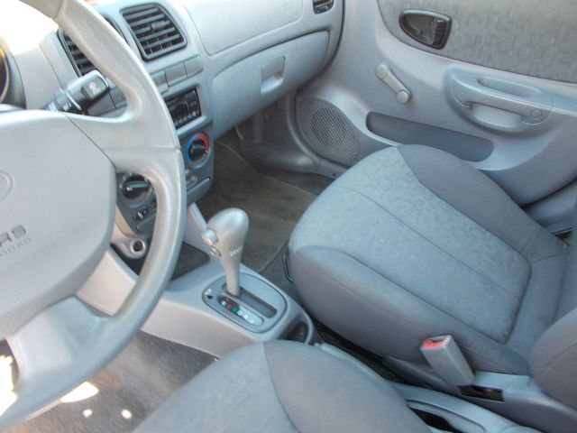 2005 Hyundai ACCENT GLS