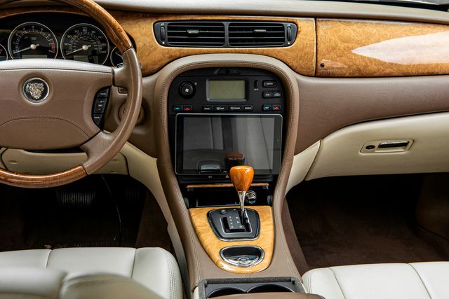 2005 Jaguar S-Type 4.2 | Van Nuys, CA | Stellar Auto INC.