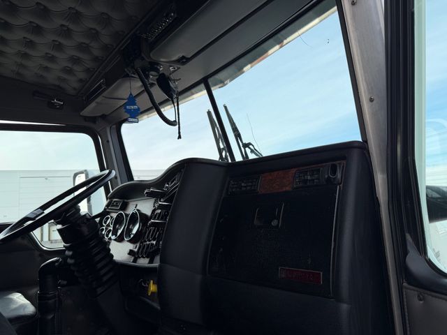 2005 Kenworth T800 Side Dump SmithCo