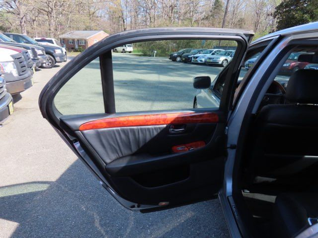 2005 Lexus LS 430 Base 