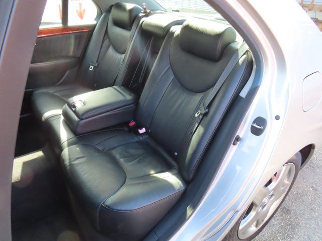 2005 Lexus LS 430 Base 