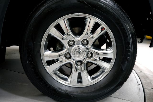 2005 Lexus LX 470  | Burbank, California | MDK International