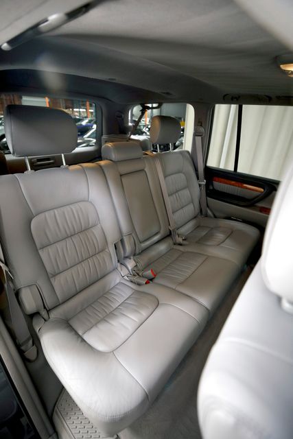 2005 Lexus LX 470 | Burbank, California | MDK International 2005 Lexus LX 470 | Burbank, California | MDK International