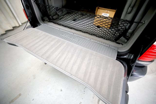 2005 Lexus LX 470 | Burbank, California | MDK International 2005 Lexus LX 470 | Burbank, California | MDK International