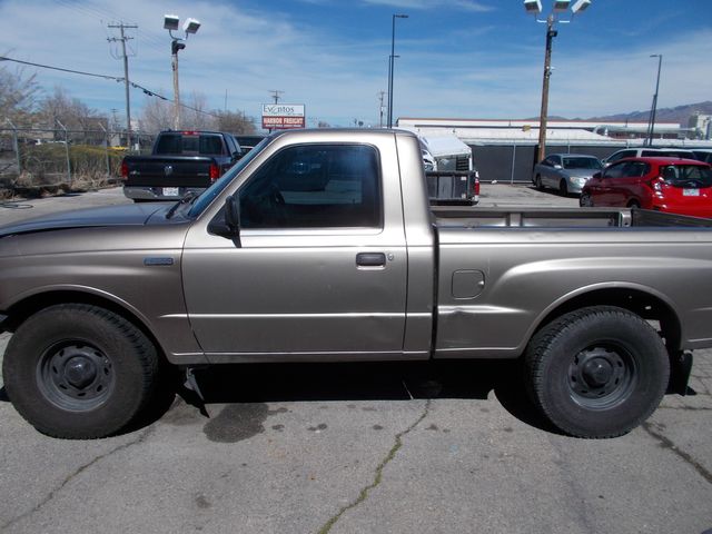 2005 Mazda B-Series B2300