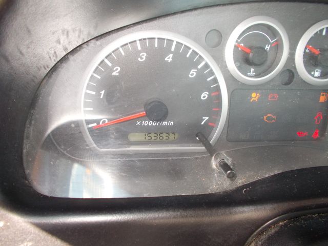 2005 Mazda B-Series B2300