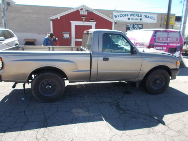 2005 Mazda B-Series B2300