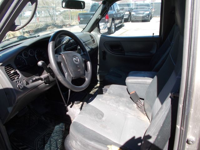 2005 Mazda B-Series B2300