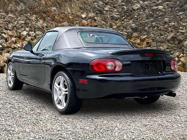2005 Mazda MX-5 Miata LS