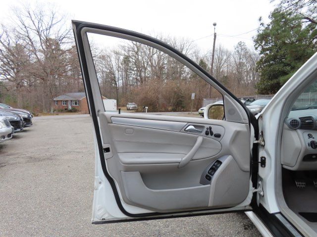 2005 Mercedes-Benz C-Class C 320  