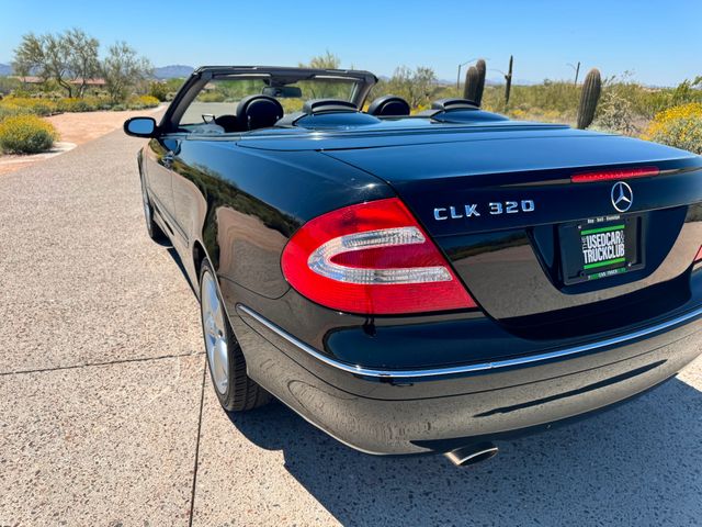 2005 Mercedes-Benz CLK 320
