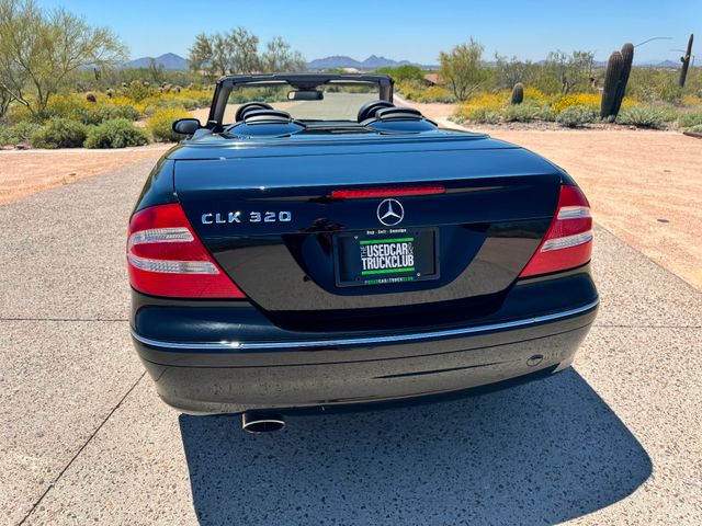 2005 Mercedes-Benz CLK 320