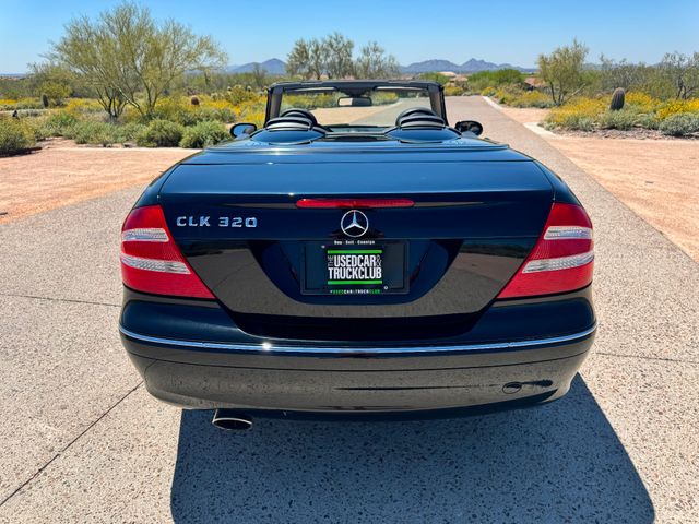 2005 Mercedes-Benz CLK 320