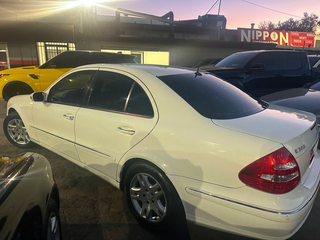 2005 Mercedes-Benz E-Class E 320 2005 Mercedes-Benz E-Class E 320