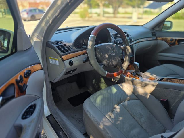 2005 Mercedes-Benz E-Class E 320 2005 Mercedes-Benz E-Class E 320