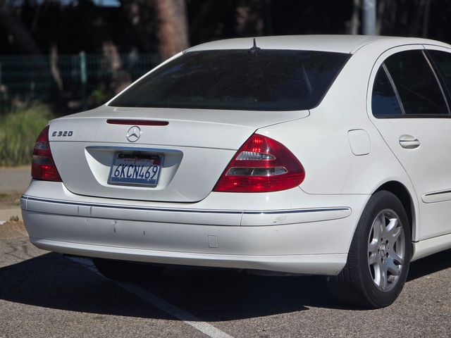 2005 Mercedes-Benz E-Class E 320 2005 Mercedes-Benz E-Class E 320